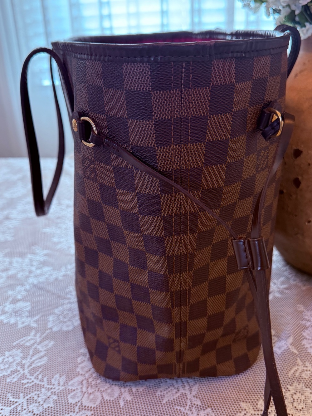 Louis Vuitton Neverfull Damier - Picture 2 of 6